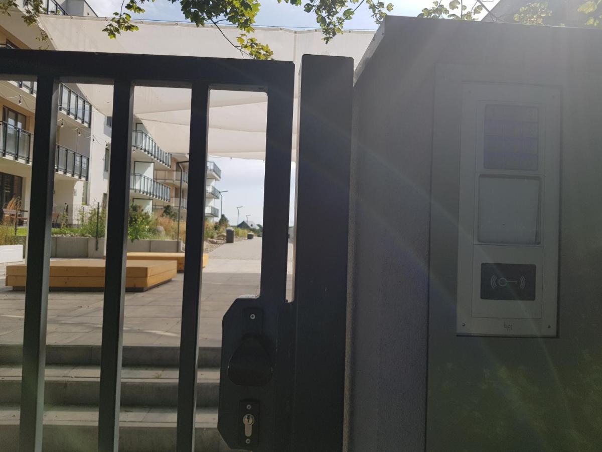 Apartament "Zloty Relaks" Tuz Przy Plazy Z Balkonem Z Widokiem Na Hel I Hamakami Puck Bagian luar foto